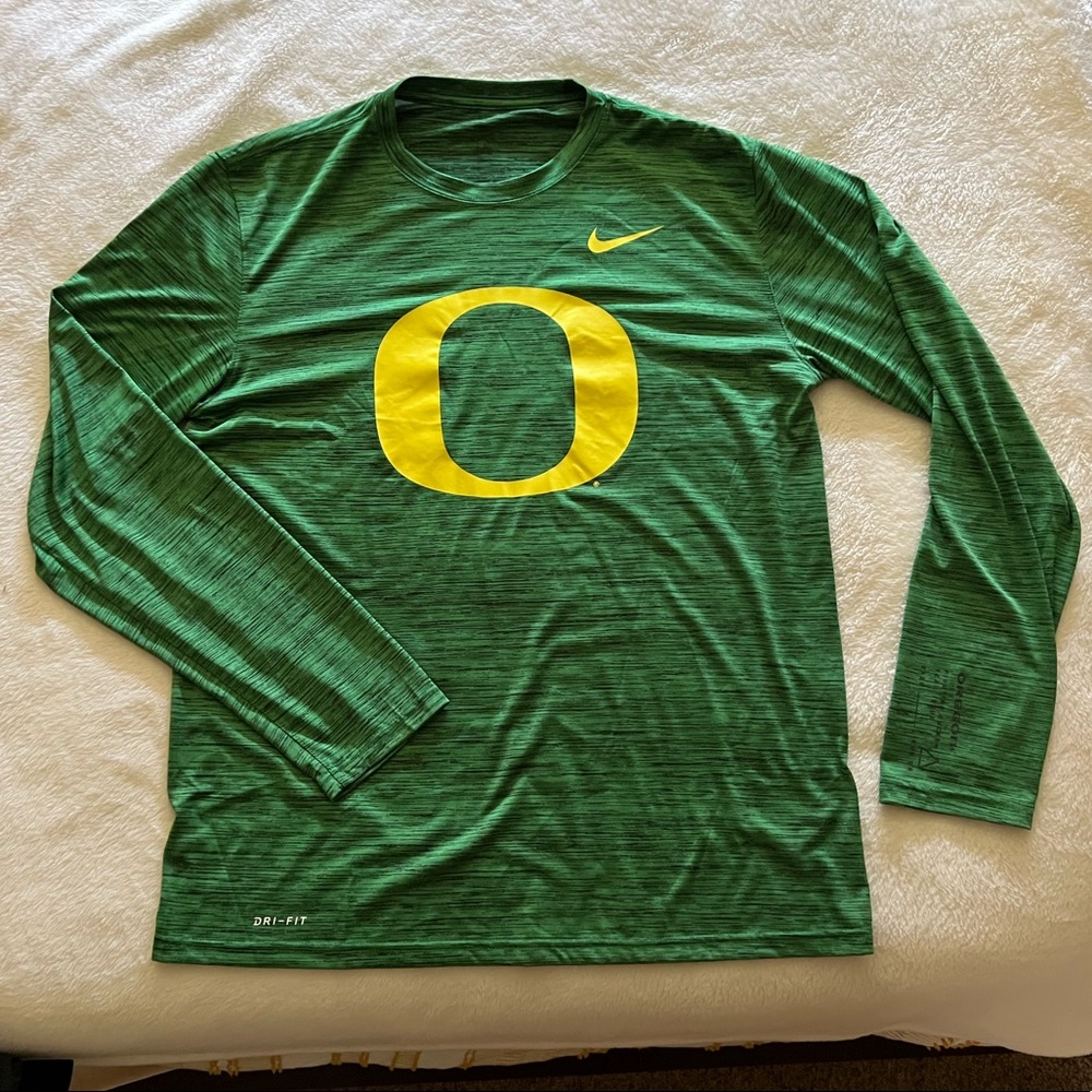 Oregon Ducks Dri-Fit Team Issue Long Sleeve - Large